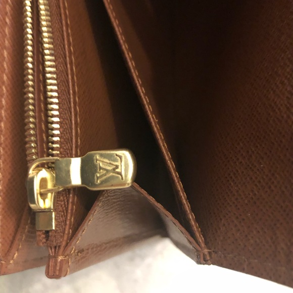 lv Sarah Wallet - Picture 6 of 8